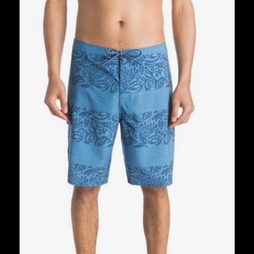 Quicksilver WATERMAN Collection shorts